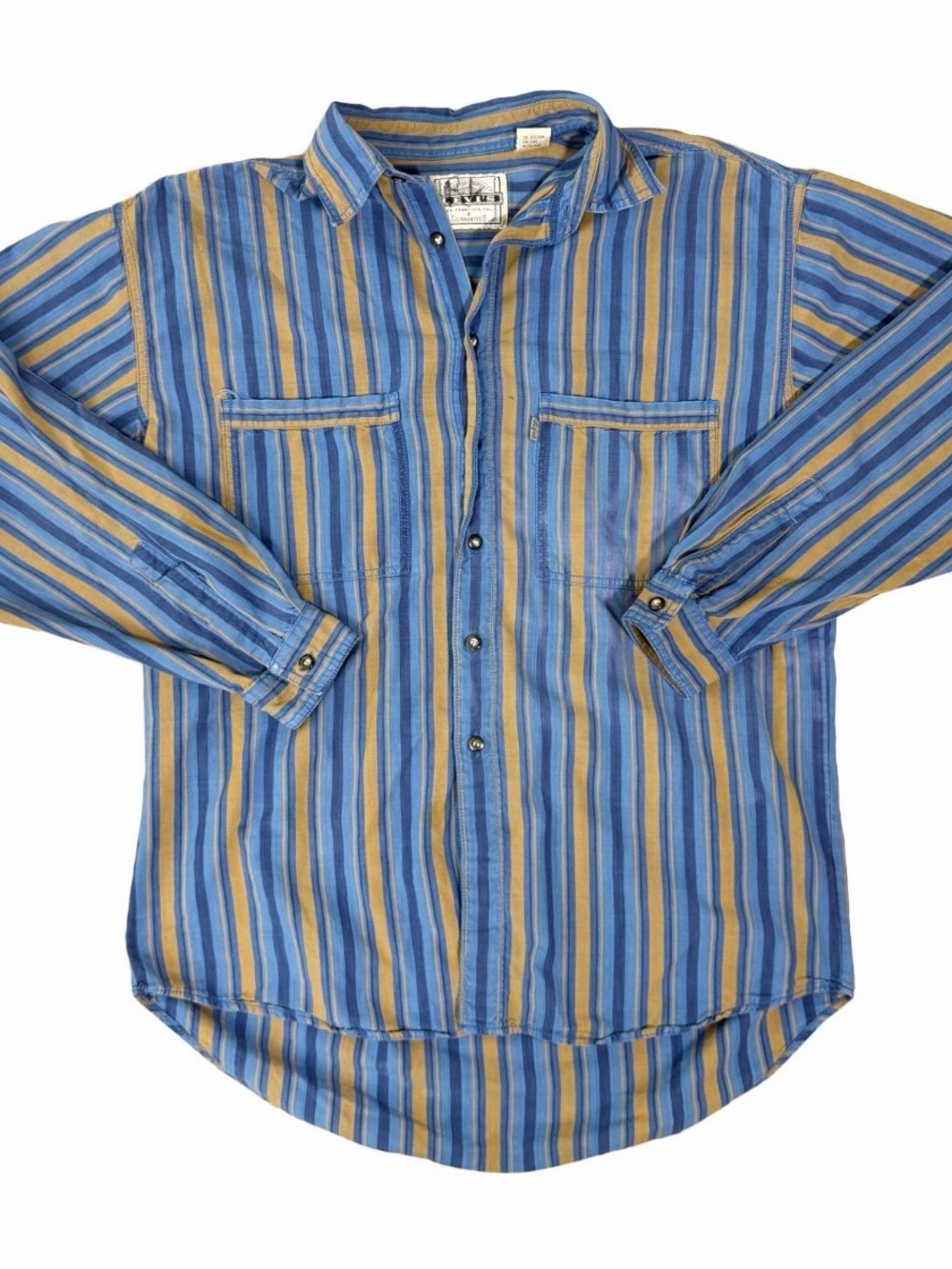 Vintage Men’s Levi’s Button Down Striped Multicolor Shirt sz M Outdoors Hiking